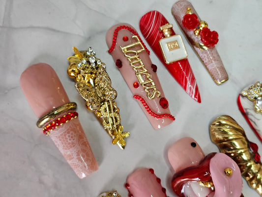 "Loud Love" Press-On Nails Set