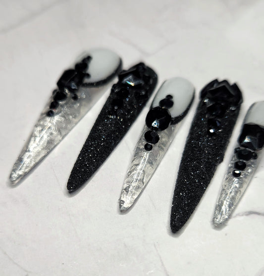"Obsidian Ice" Press-On Nails Set
