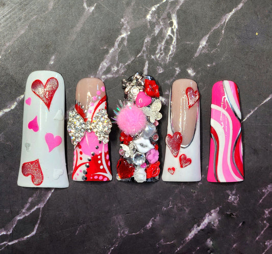 "Fatal Attraction" Press-On Nails Set