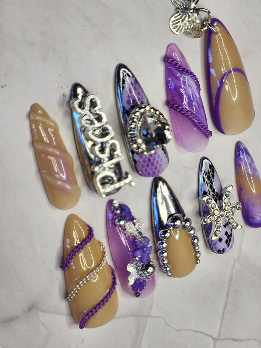 "Zodiac Dreams" Press-On Nails Set