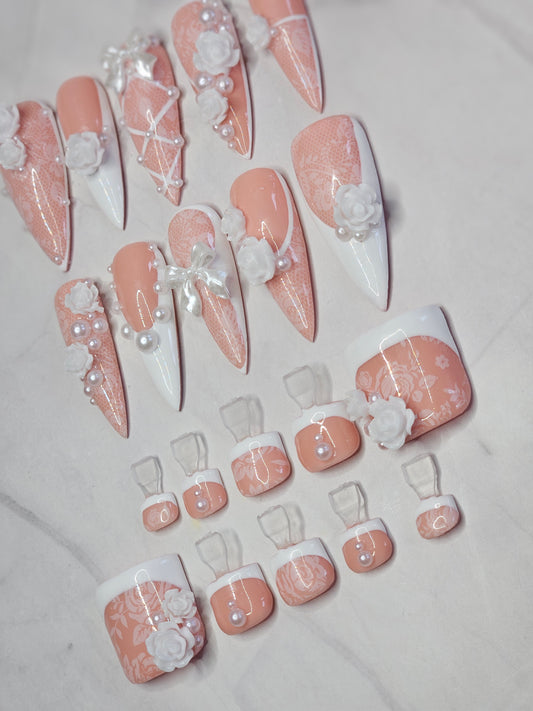 "Pearl Petals" Press-On Toes Set