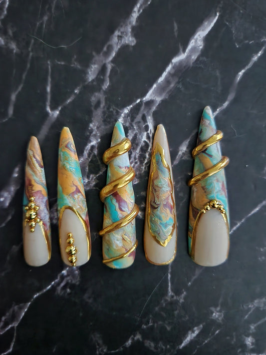 "Elysian Marble" Press-On Nails Set