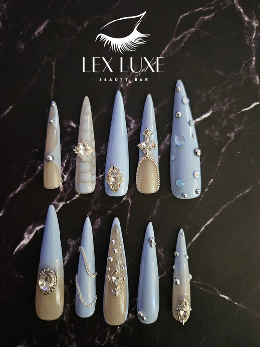 "Blue Dream" Press-On Nails Set