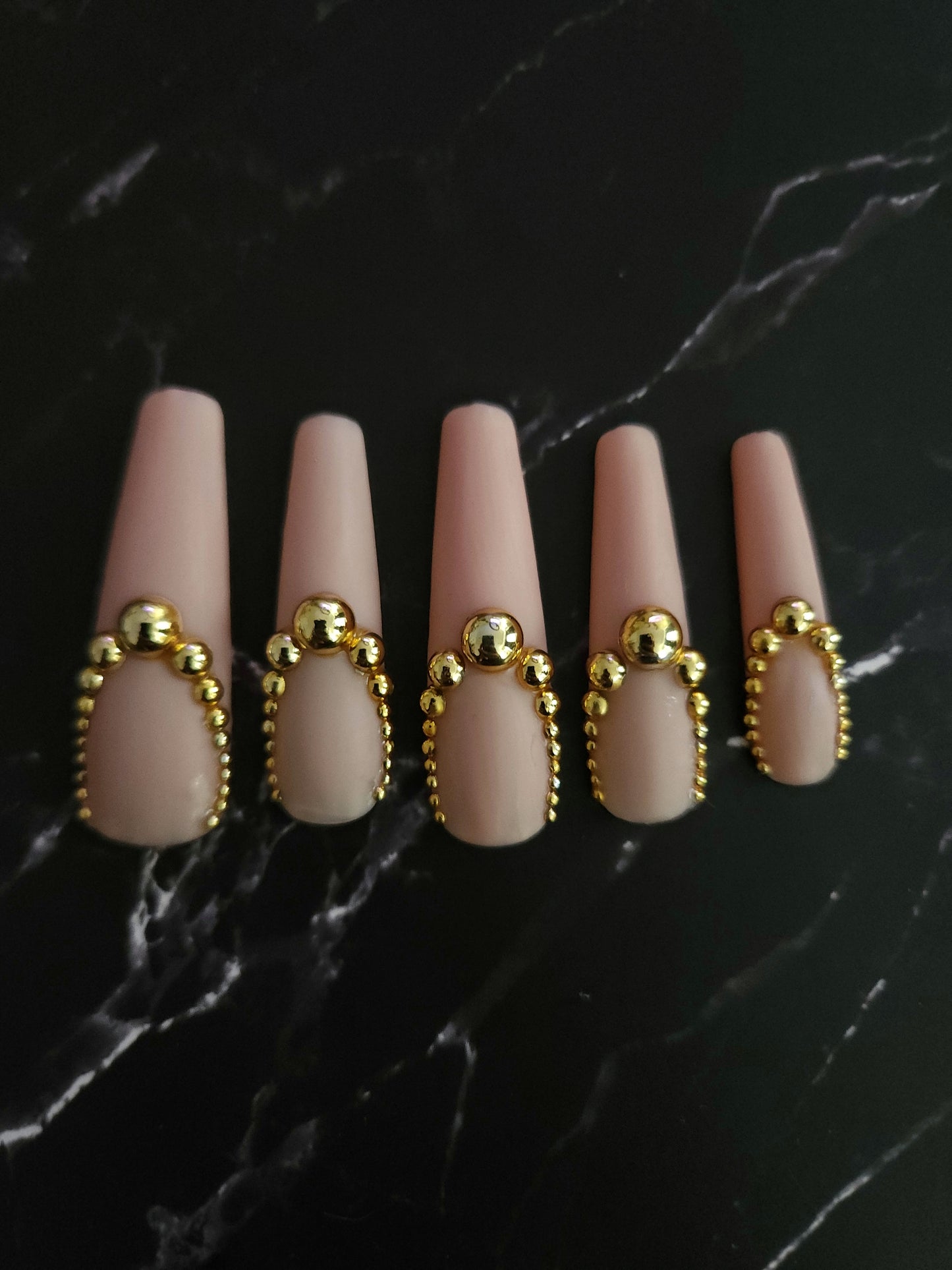 "No Chill" Press-On Nails Set