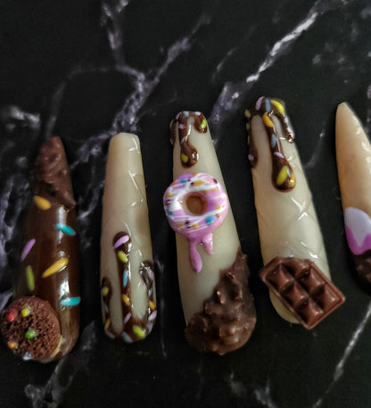 "Sugar Rush " Press-On Nails Set