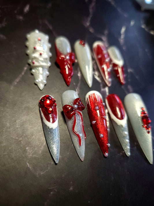 "Santa Baby" Press-On Nails Set