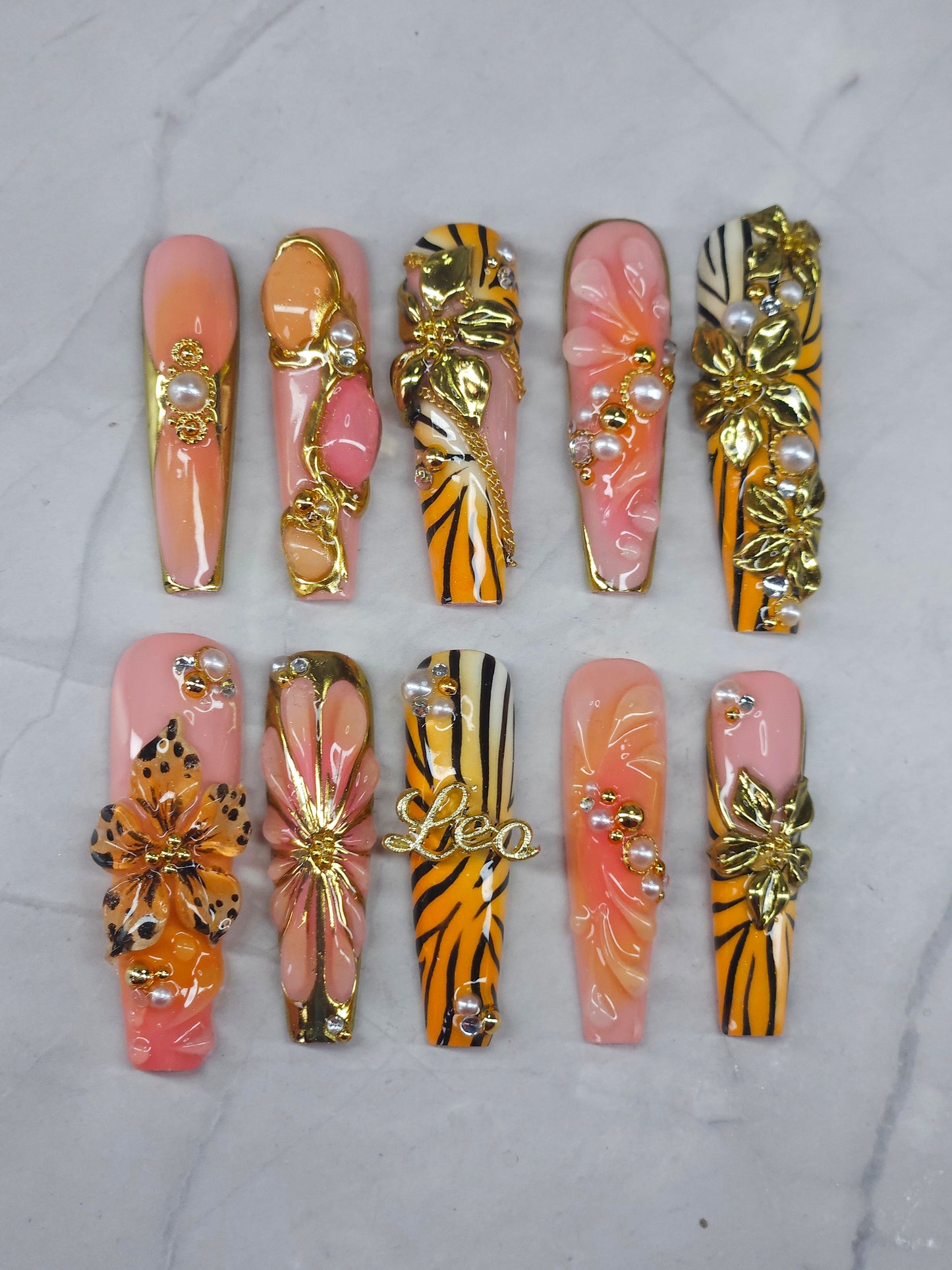 "Golden Savannah" Press-On Nails Set
