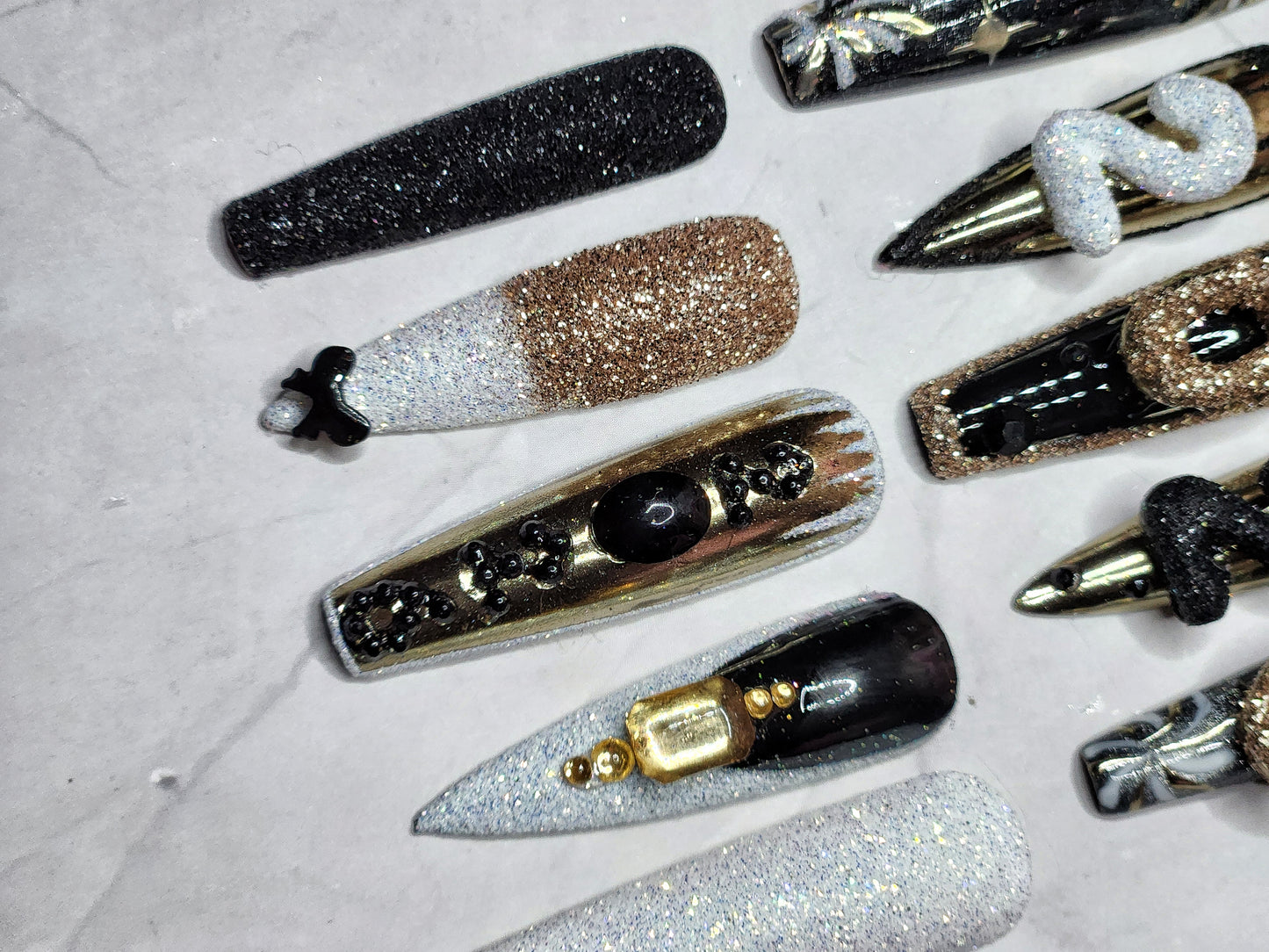 "Midnight Manifestation" Press-On Nails Set