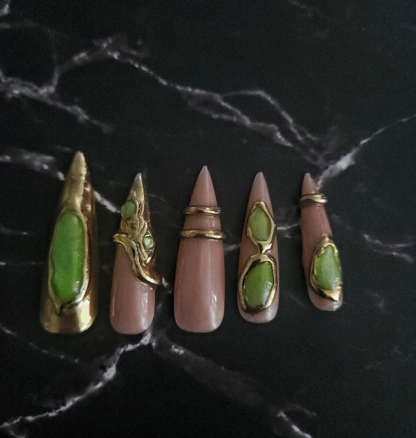"Rich Rocks" Press-On Nails Set