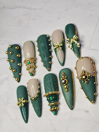 "Evergreen Empress" Press-On Nails Set
