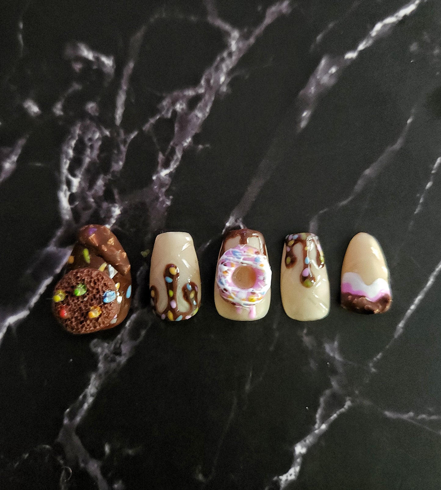 "Sugar Rush " Press-On Nails Set