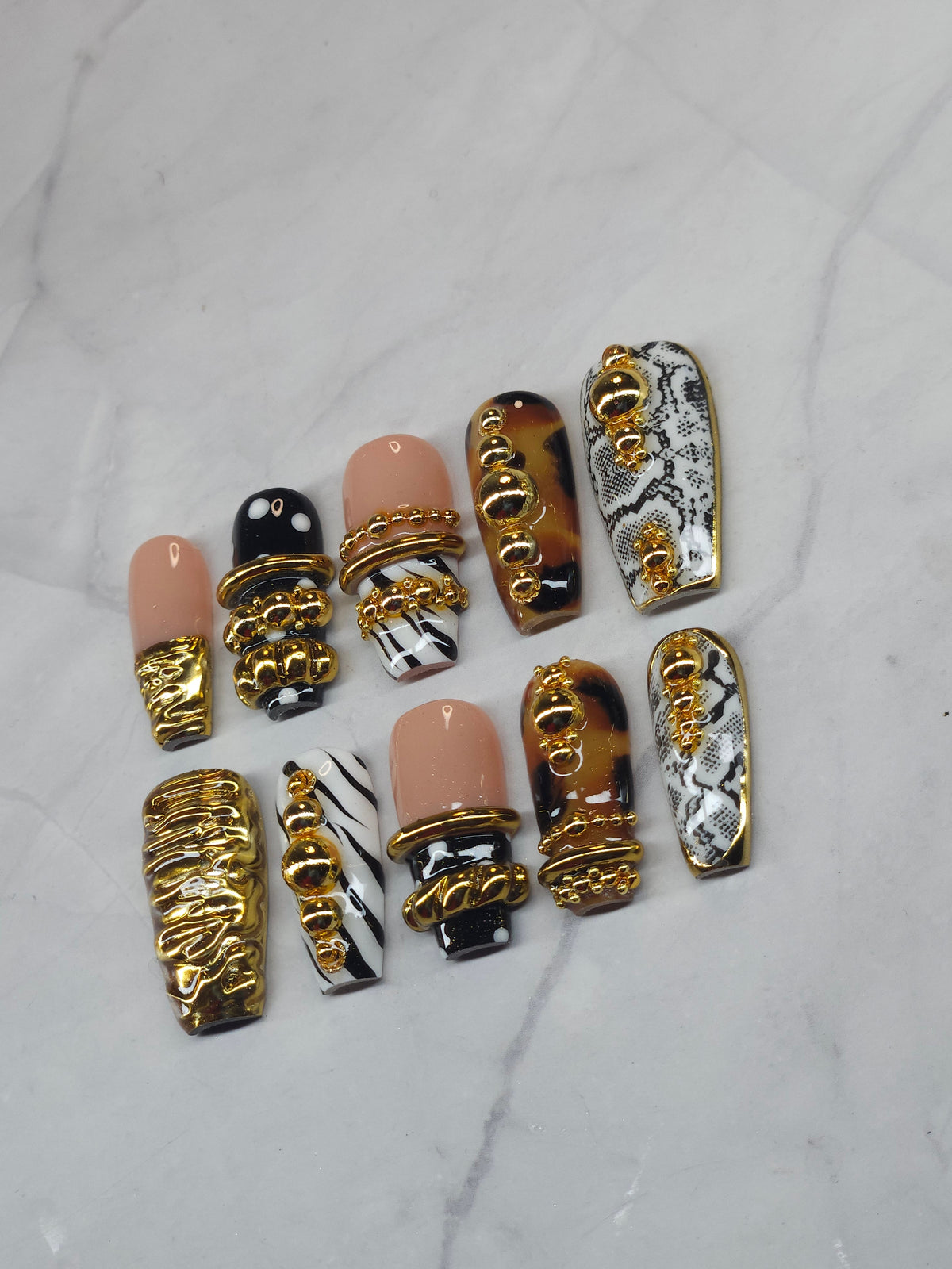 "Safari Socialite" Press-On Nails Set