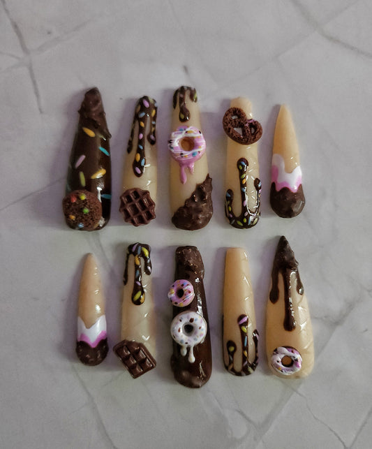 "Sugar Rush " Press-On Nails Set
