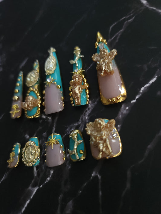 "Holy Chic" Press-On Nails Set
