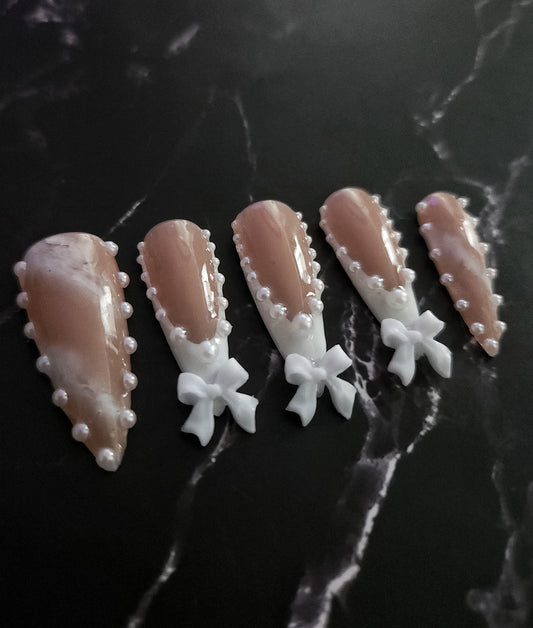 "Pearl Charm" Press-On Nails Set