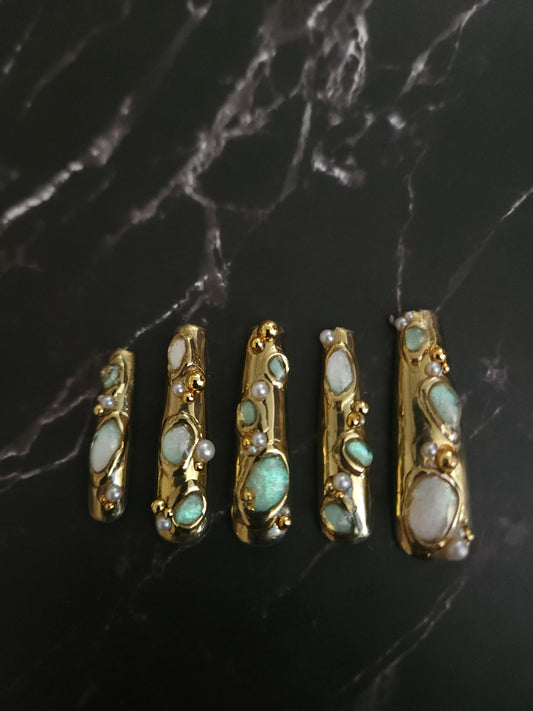 "Ocean Opulence" Press-On Nails Set