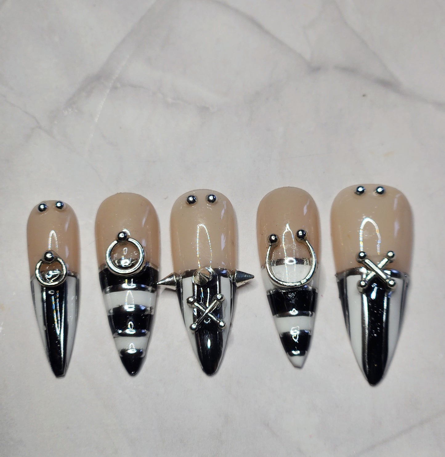 "Hardwired" Press-On Nails