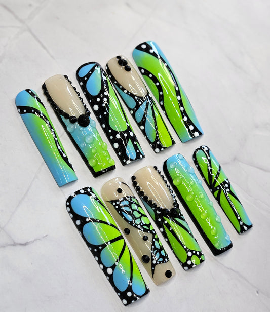 "Butterfly Dreams" Press-On Nails Set (Copy)
