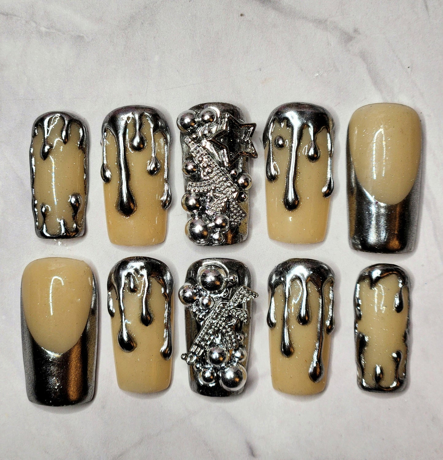 "Platinum Steel" Press-On Nails Set