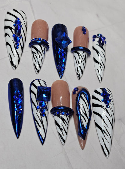 "Sapphire Savage" Press-On Nails Set