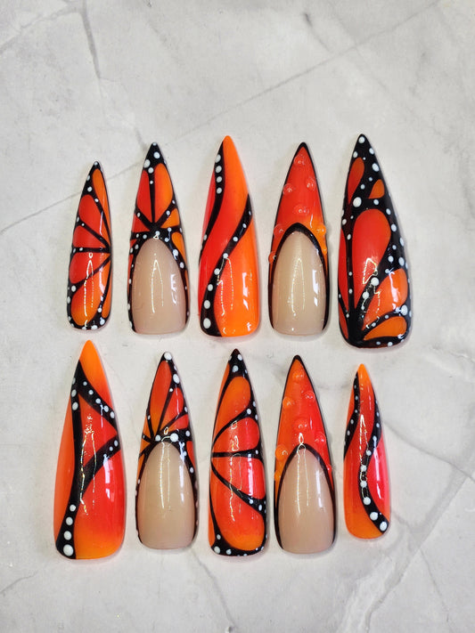"Monarch Muse" Press-On Nails Set