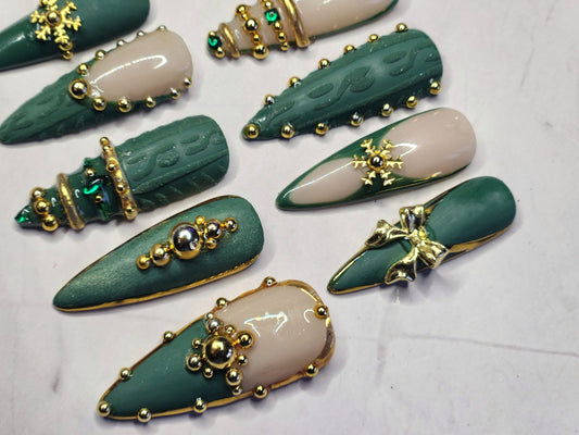 "Evergreen Empress" Press-On Nails Set