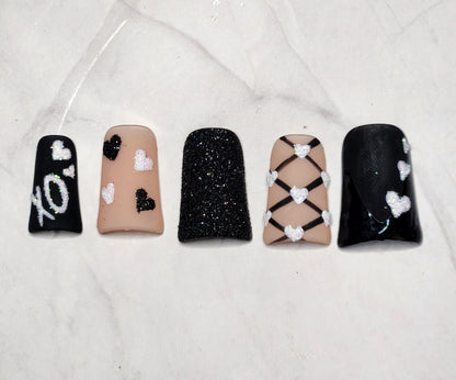 "Black Tie Romance" Press-On Nails Set