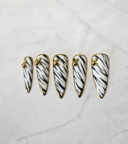 "Wild Gold" Press-On Nails Set