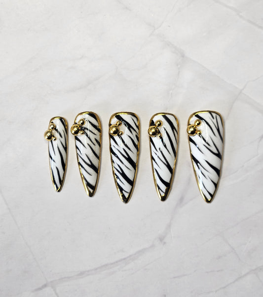 "Wild Gold" Press-On Nails Set