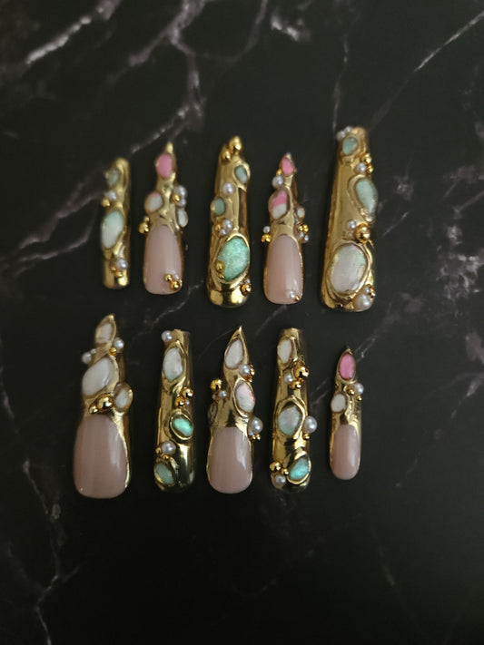 "Ocean Opulence" Press-On Nails Set