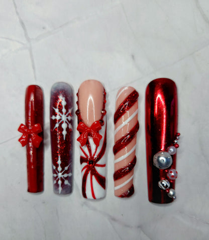 "Peppermint Swirl" Press-On Nails Set