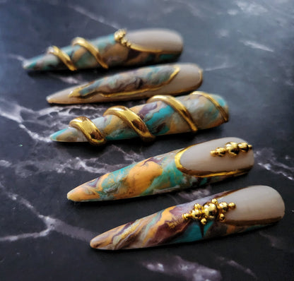 "Elysian Marble" Press-On Nails Set