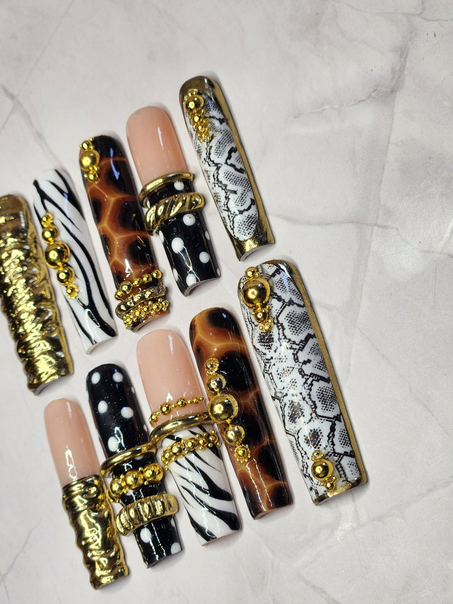 "Safari Socialite" Press-On Nails Set