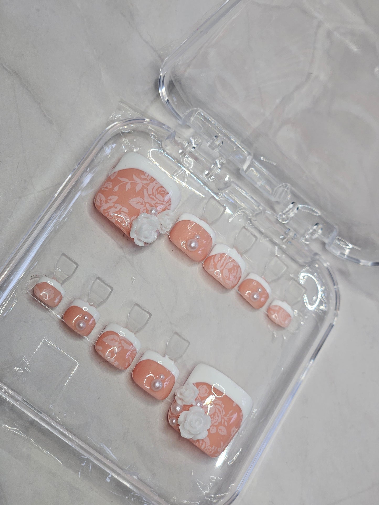 "Pearl Petals" Press-On Toes Set