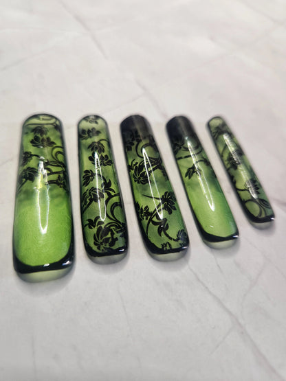 "Haiku Garden" Press-On Nails Set