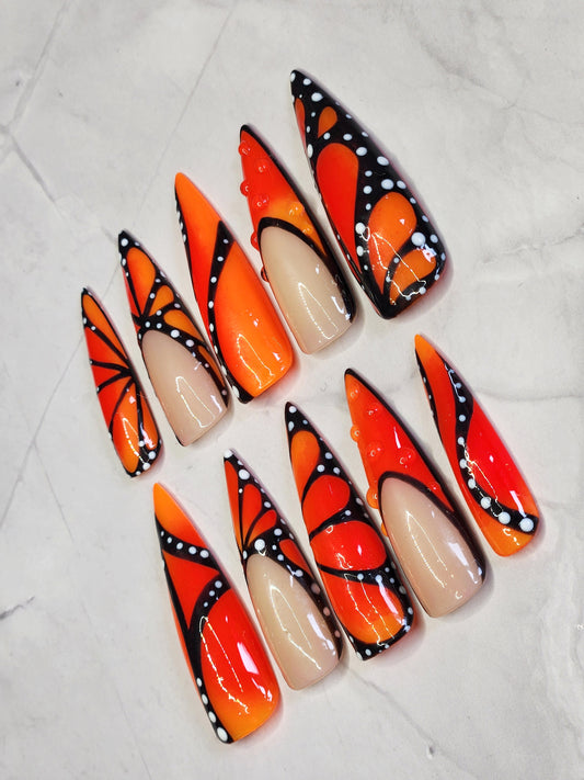 "Monarch Muse" Press-On Nails Set