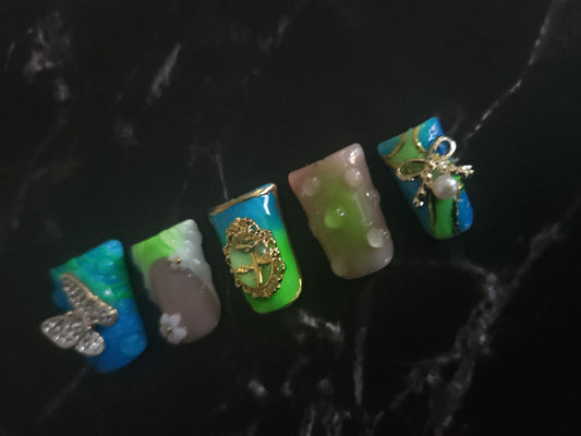 "Butterfly Bloom" Press-On Nails Set