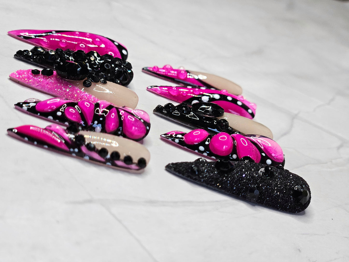 "Pink Flutter" Press-On Nails Set