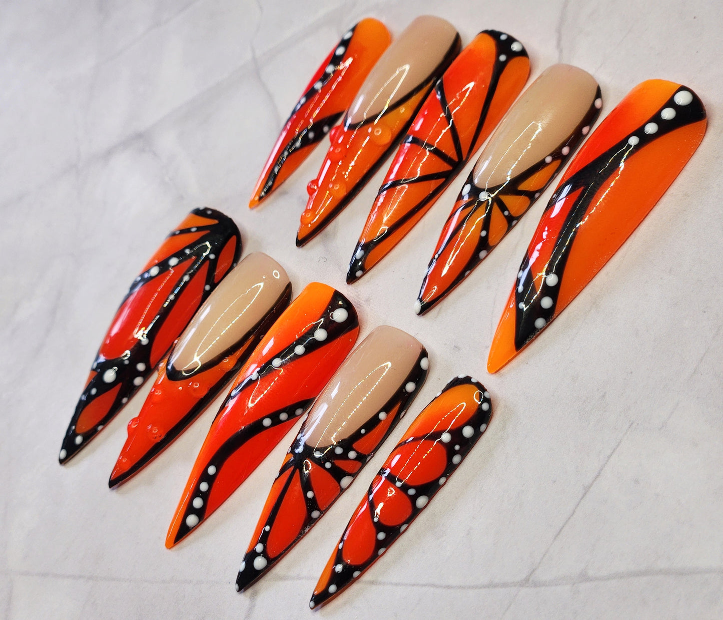 "Monarch Muse" Press-On Nails Set