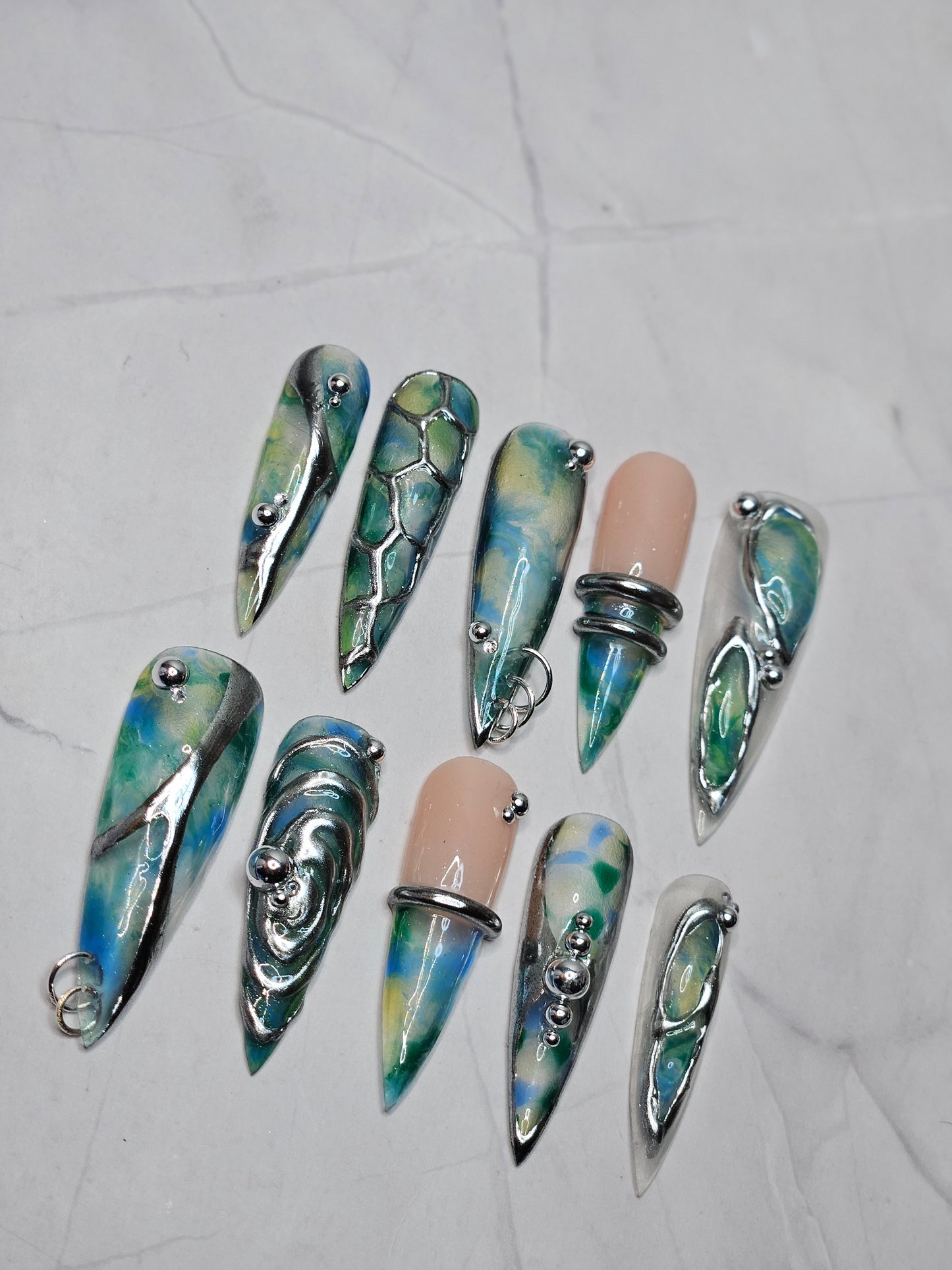 "Transparent Tide" Press-On Nails Set