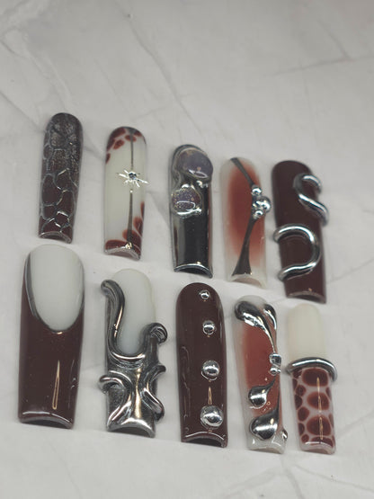 "Mocha Muse" Press-On Nails Set
