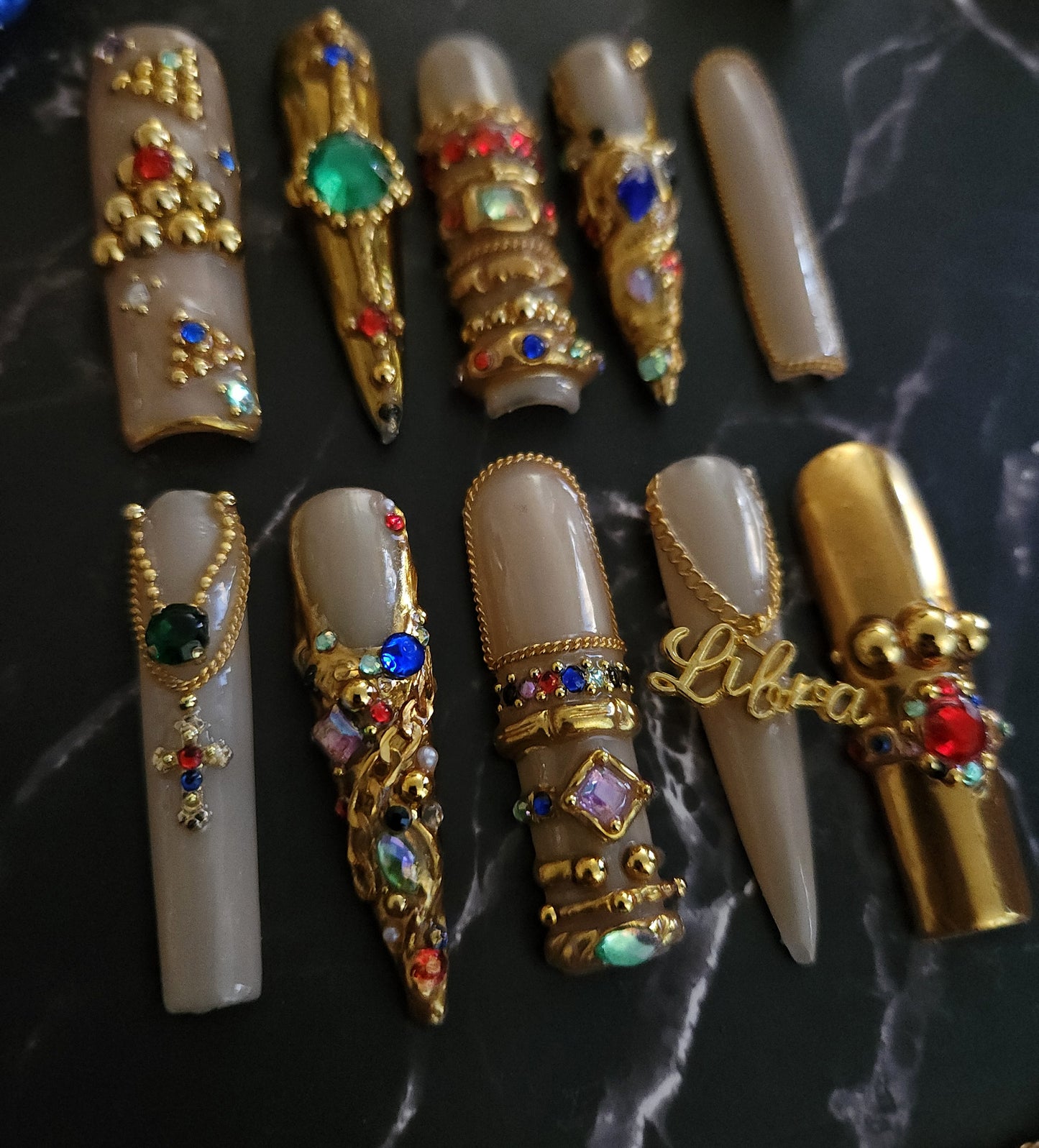 "Retro Drip" Press-On Nails Set