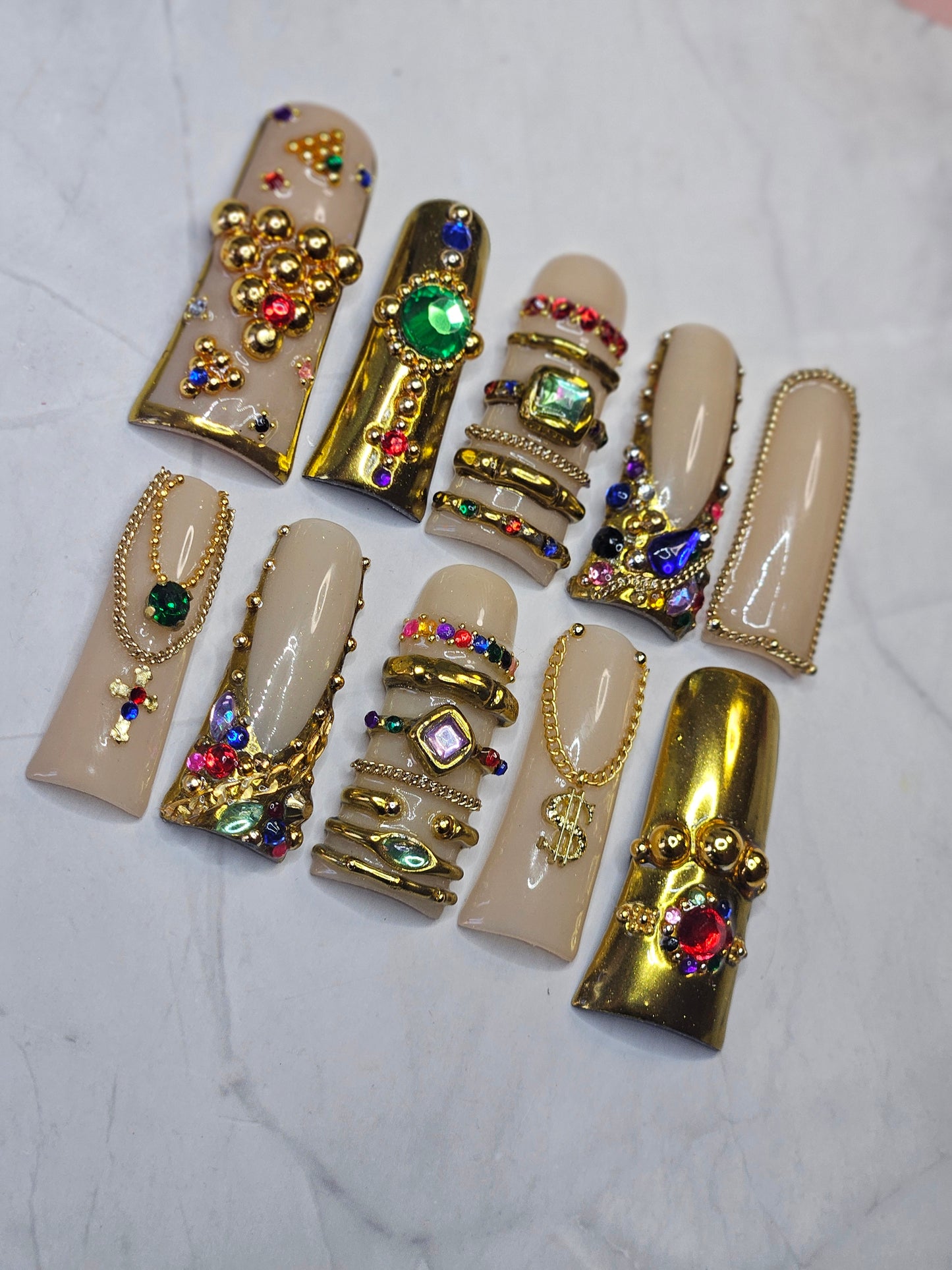 "Retro Drip" Press-On Nails Set