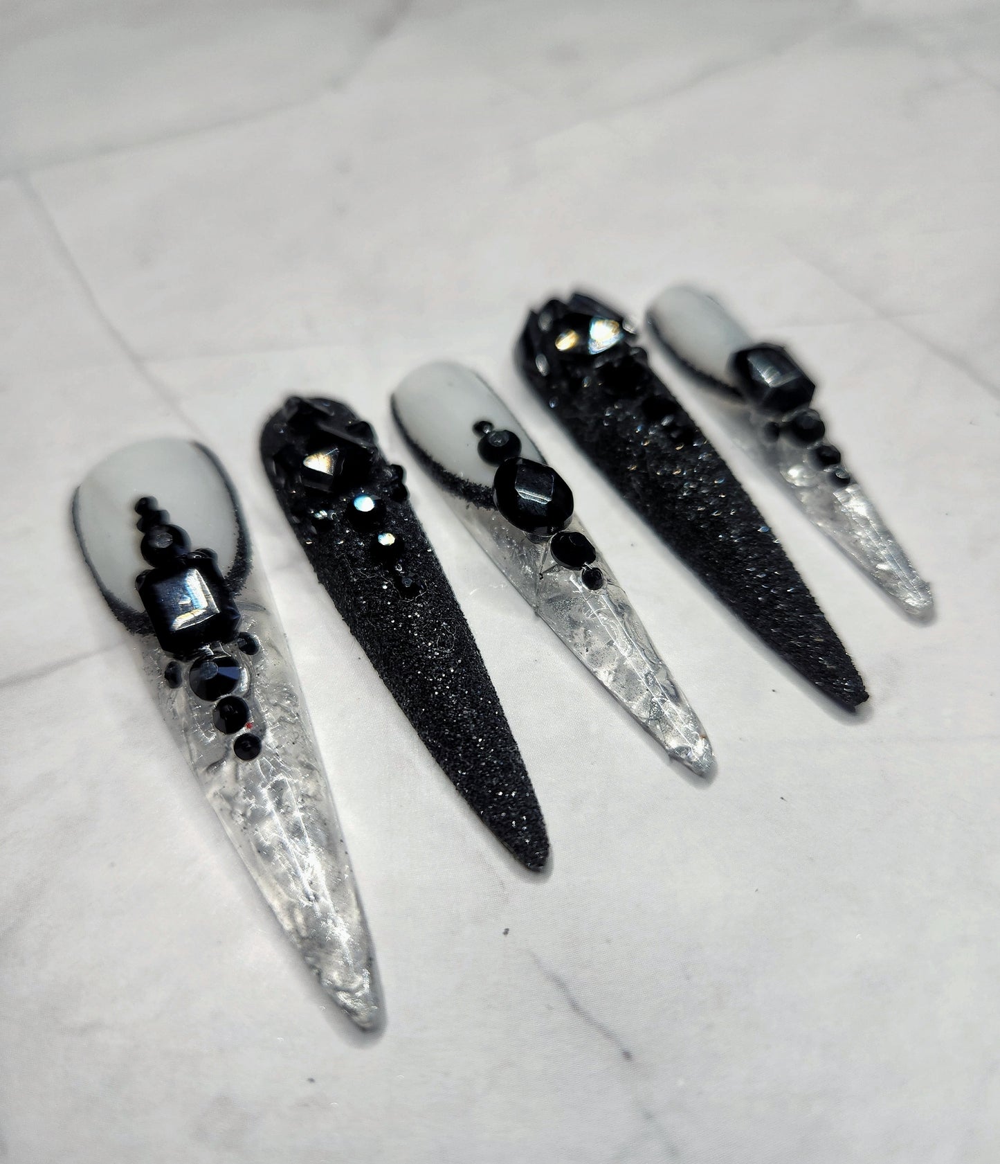 "Obsidian Ice" Press-On Nails Set