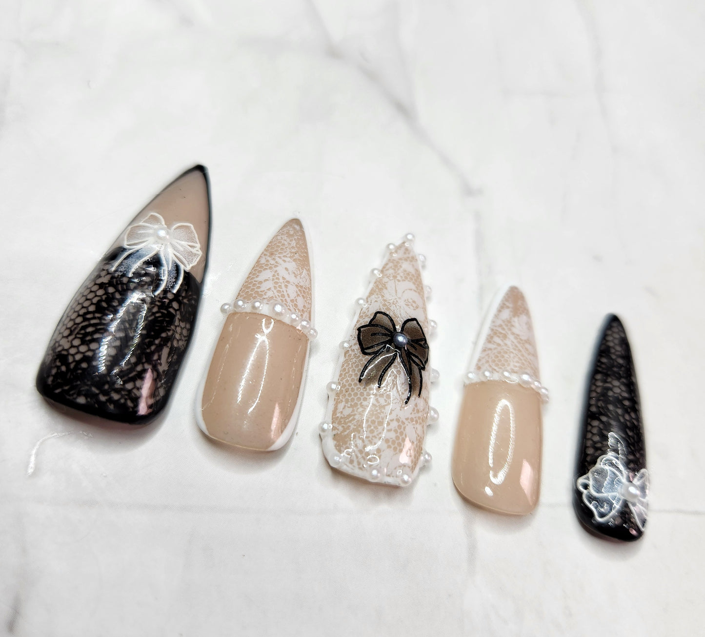 "Classy Bow" Press-On Nails Set