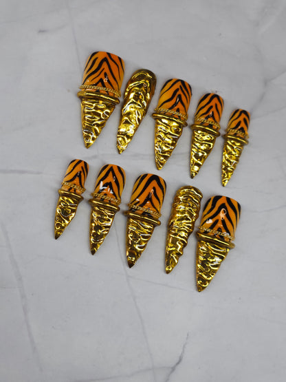 "WILD CARD" Press-On Nails Set